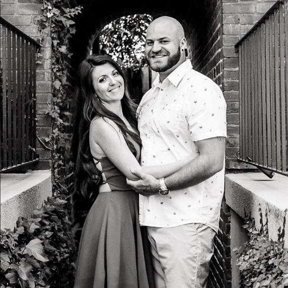 Meet Amanda & Johnny ♥️ - Picture 1 of 2